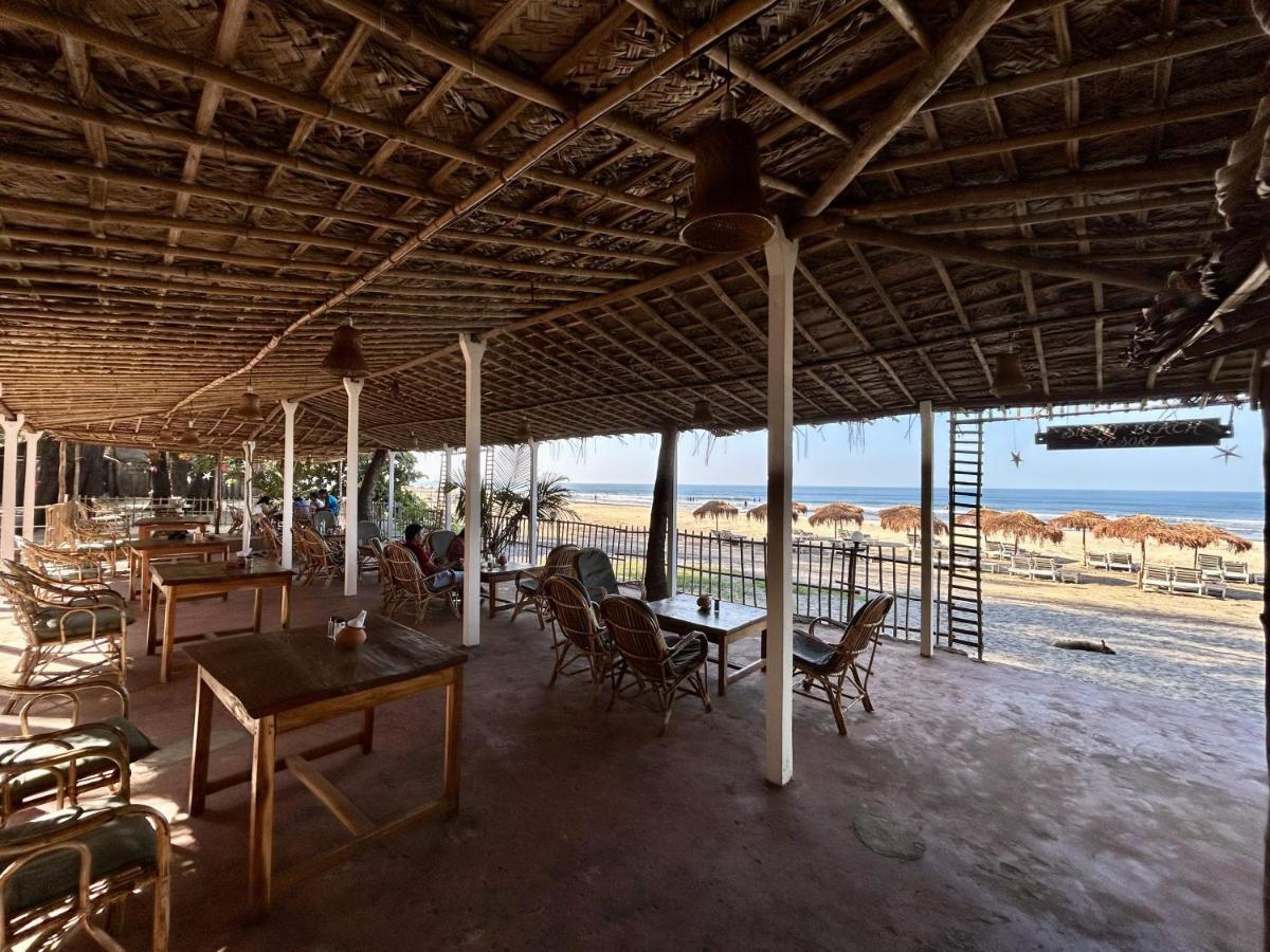 Silent Beach Resort 만드렘 외부 사진