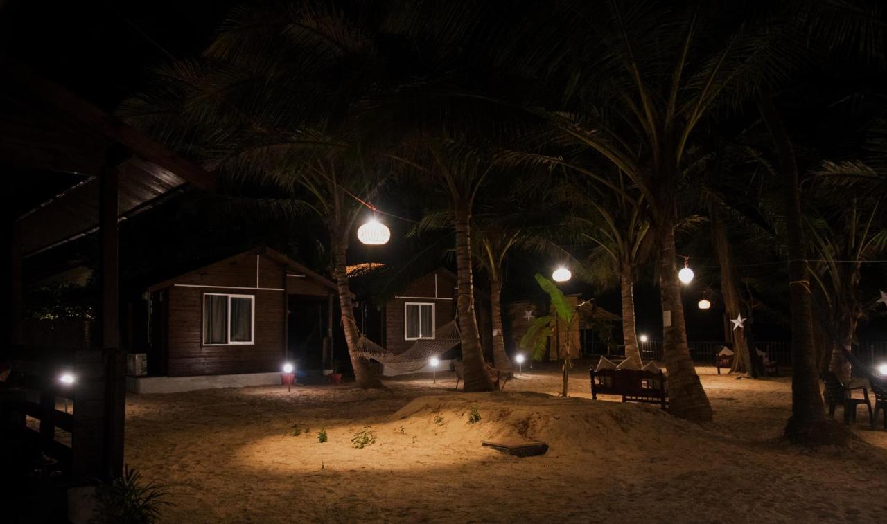 Silent Beach Resort 만드렘 외부 사진